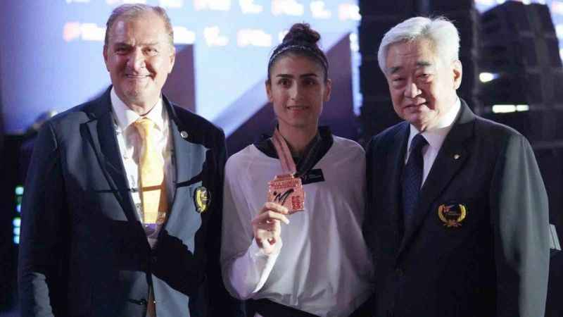 Hatice Kübra ile yine gururlandık