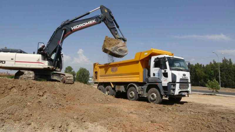 Hatay Kırıkhan’a kalıcı konutlar için ilk kazma vuruldu