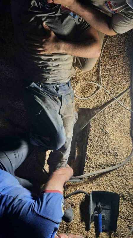 Ayağını öğütme makinesine kaptırdı, son anda kurtarıldı