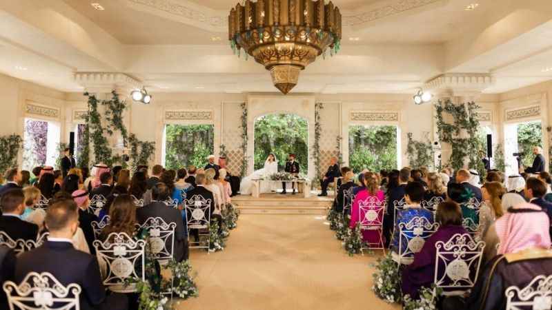 Ürdün Veliaht Prensi Al Hussein bin Abdullah, Suudi Arabistanlı Rajwa Al Seif ile evlendi