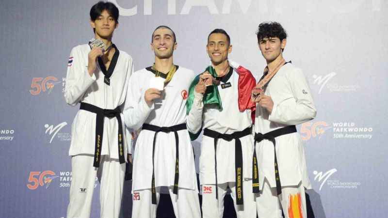 26. Dünya Tekvando Şampiyonası’nda çifte altın madalya