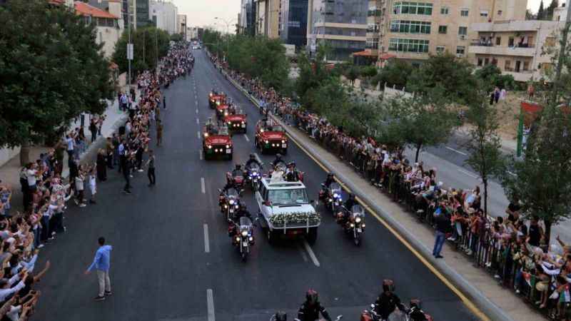 Ürdün Veliaht Prensi Al Hussein bin Abdullah, Suudi Arabistanlı Rajwa Al Seif ile evlendi