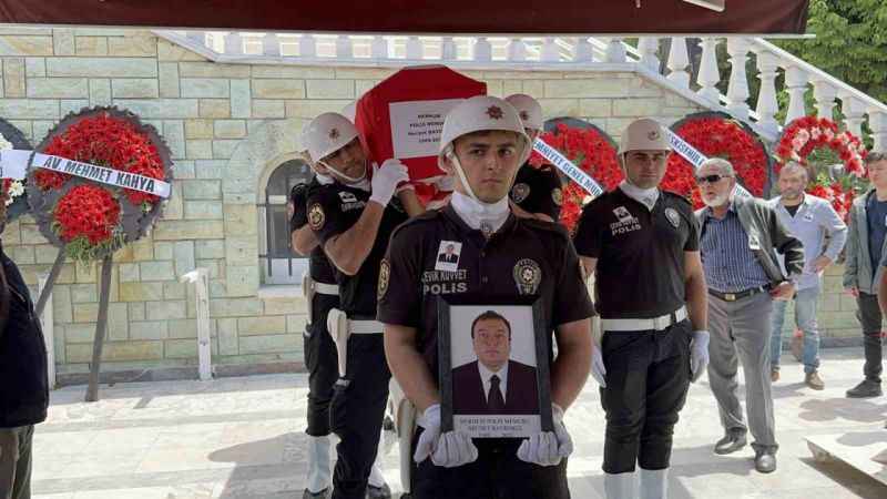 Hayatını kaybeden polis memuru Necdet Bayrorul son yolculuğuna uğurlandı