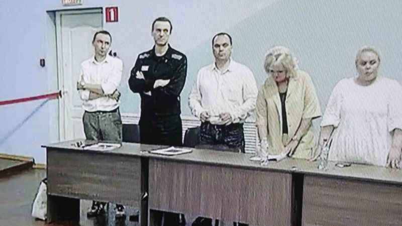 Rus muhalif lider Navalny 19 yıl hapis cezasına çarptırıldı