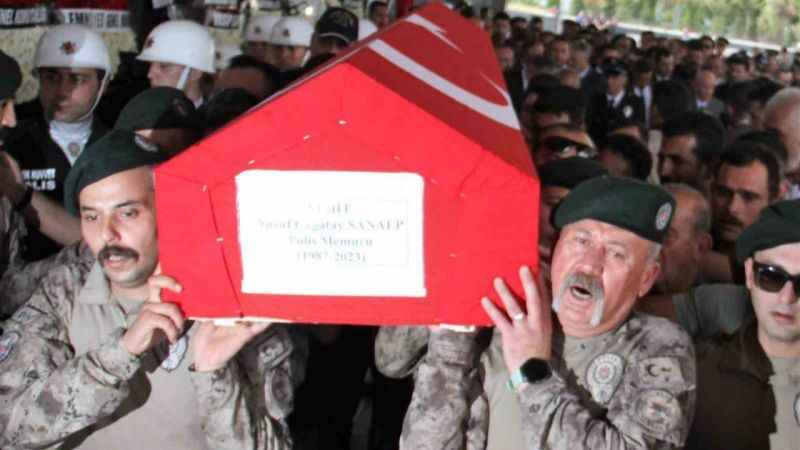 Şehit Polis Yusuf Çağatay Sanalp son yolcuğuna uğurlandı