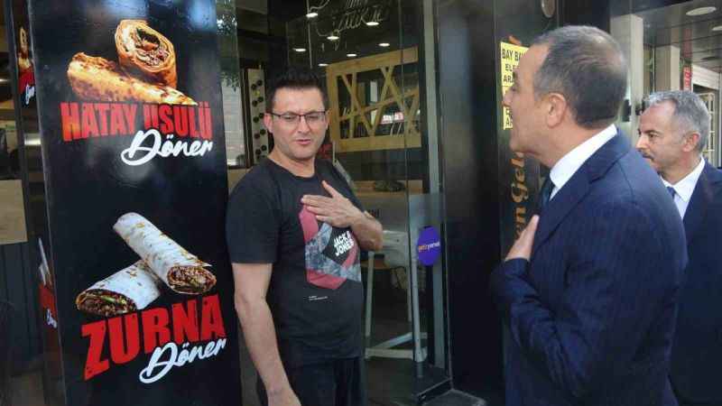 Vali Öksüz ayağının tozuyla esnaf ve şehitlik ziyaretinde bulundu