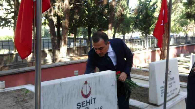 Vali Öksüz ayağının tozuyla esnaf ve şehitlik ziyaretinde bulundu