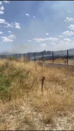 Gölhisar’da 10 dönüm otluk arazi yandı