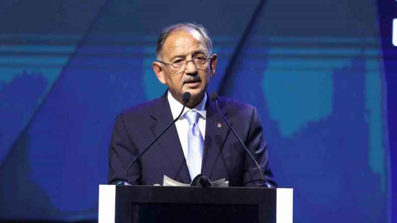 Bakan Özhaseki: “2-3 ay sonra afet bölgesinde konutları teslim etmeye başlayacağız”