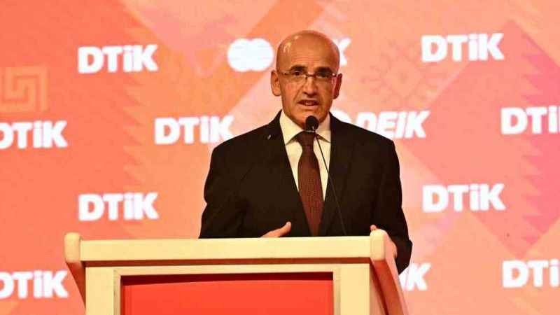 Bakan Şimşek: "Dezenflasyon ve fiyat istikrarını sağlamak öncelikli hedefimiz"
