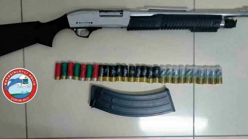 Çorum’da şok uygulamada çok sayıda silah ele geçirildi