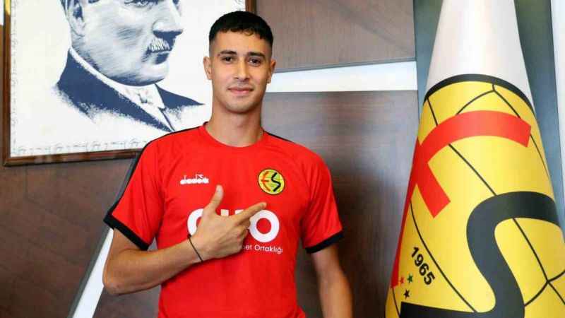 Eskişehirspor’a Galatasaray’dan orta saha transferi