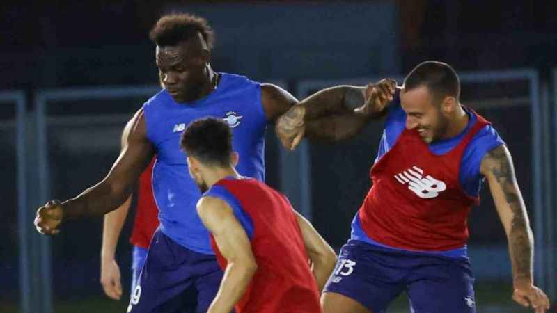 Adana Demirspor, Beşiktaş maçının hazırlıklarına başladı