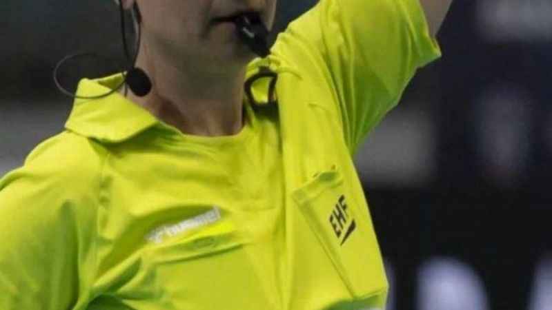 Hentbol hakemleri şiddete karşı 10 dakika geç düdük çalacak