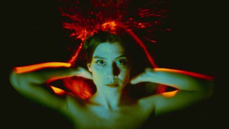 Kadınlar Sarı Görünür Karanlıkta