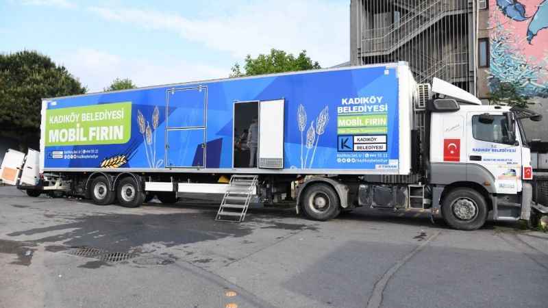 Kadıköy Belediyesi’nin mobil fırını hizmete başladı