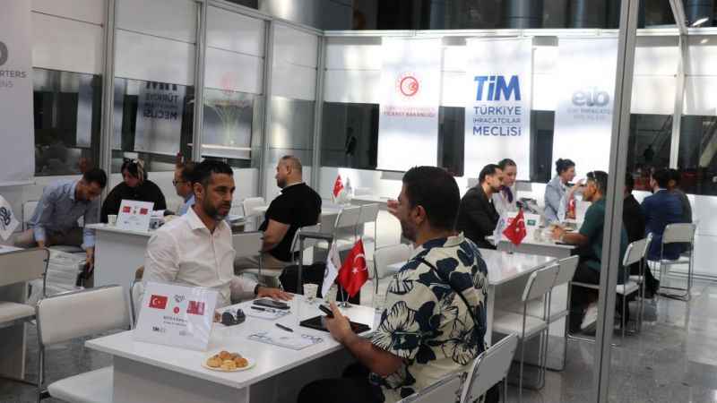 Türk mobilya ihracatçıları Suudi Arabistan ve Fas ile masaya oturdu