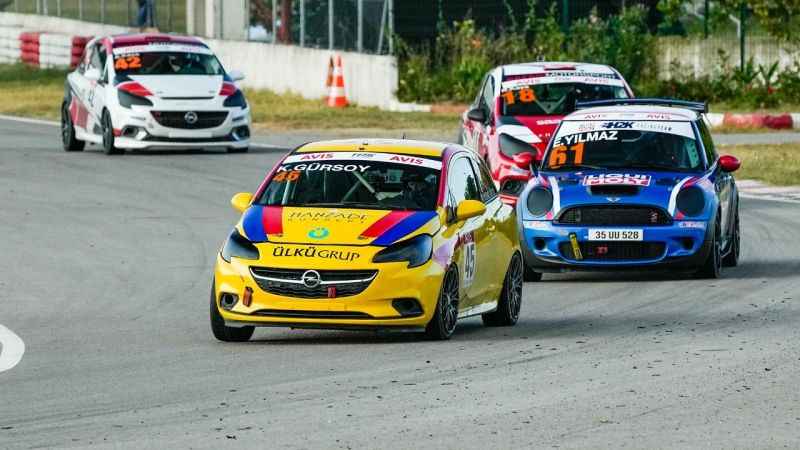 Pist Şampiyonası Körfez'de başlıyor