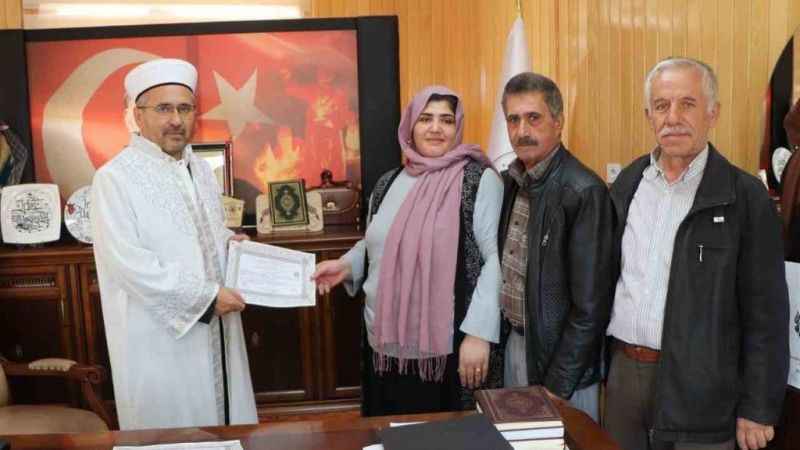 Ermeni Bella Ghazaryan Elazığ’da İslamiyet’i seçti