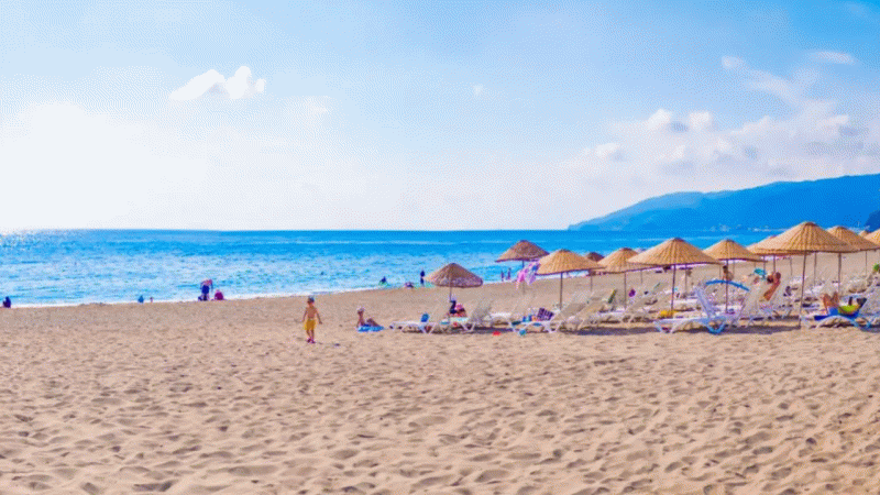 Mısır yüzde 50 ucuz! Turisti Mısır’a kaptırıyoruz