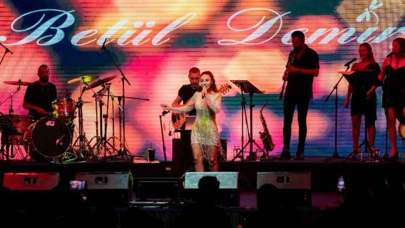 Duja Hotels'den unutulmaz bayram şöleni