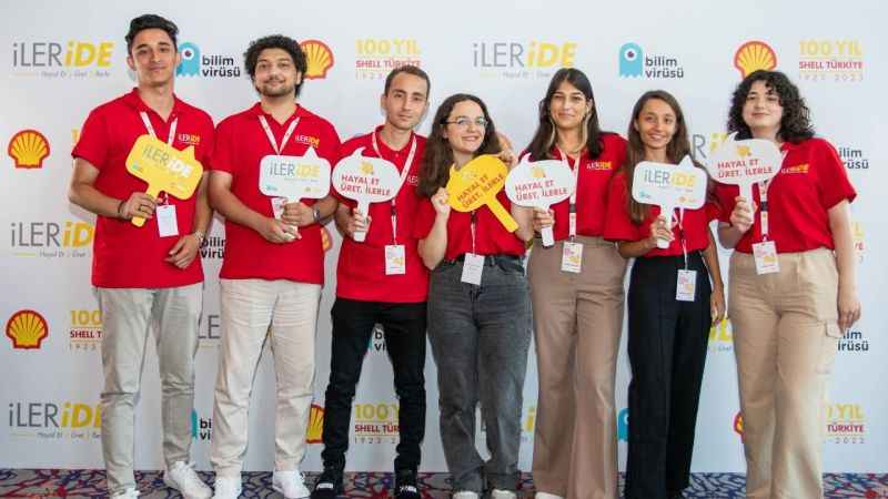 Shell Türkiye ve Bilim Virüsü’nün İLERİDE Programı ilk mezunlarını verdi