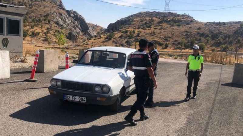Jandarma ve polis ekiplerinden ortak denetim