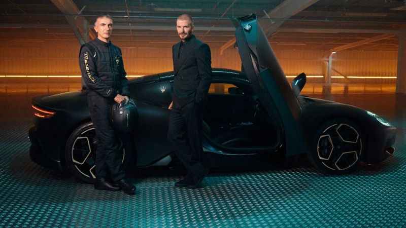 Maserati, gecenin gizeminden ilham alan MC20 Notte’yi tanıttı