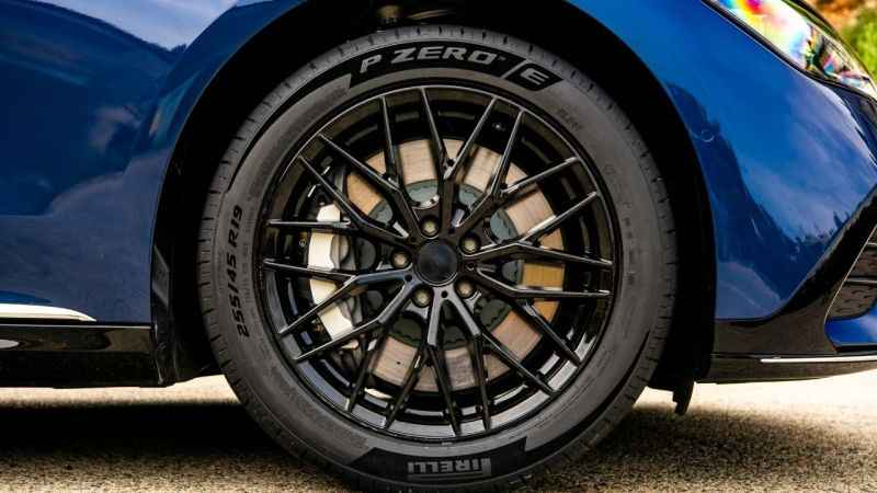 Pirelli'ye “Yılın Lastiği” ödülü