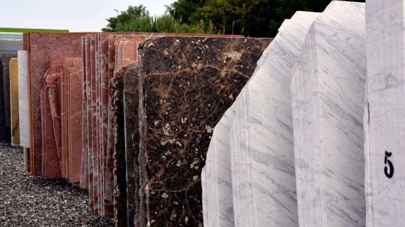 Türk doğal taş sektörü 2023 yılının yaralarını Suudi Arabistan pazarında saracak