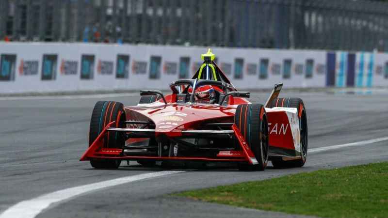 Nissan Formula E Takımı Diriyah Riyad Cadde Pisti'nde mücadele edecek