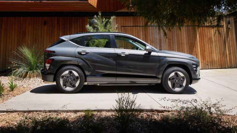 Hyundai Yeni KONA Elektrik 1.499.000 TL’ye şimdi Türkiye’de