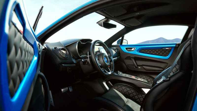 İkonik Premium spor otomobil markası Alpine Türkiye’de