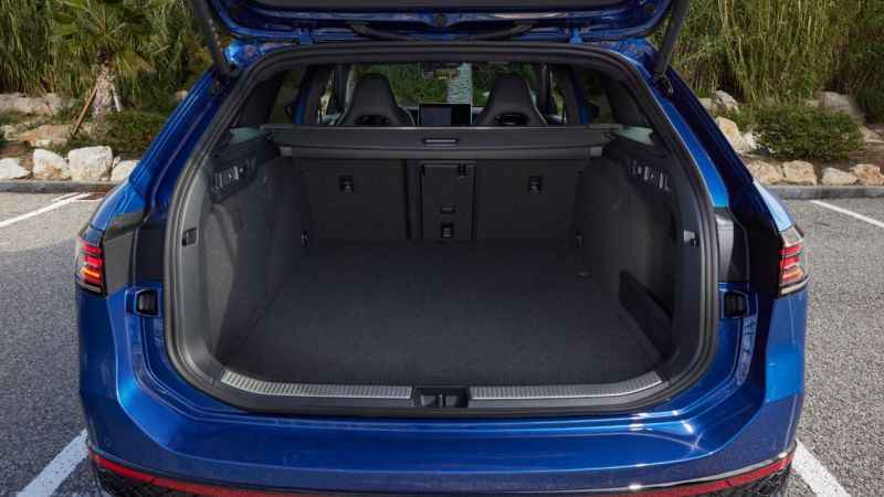 Yeni Passat satışa sunuldu 