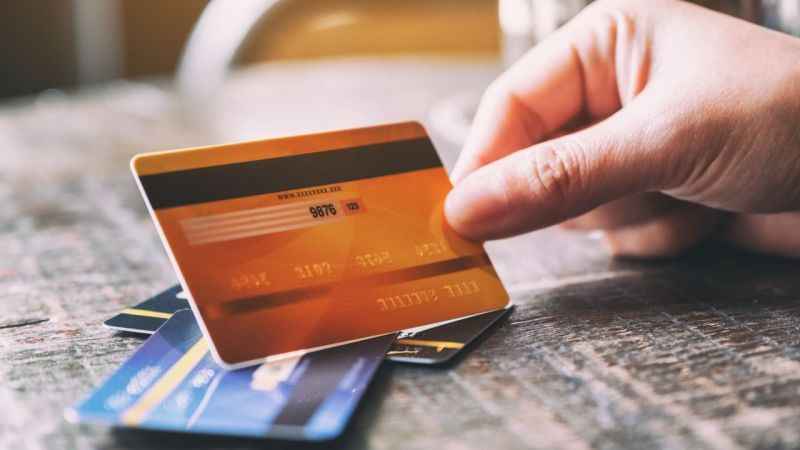 Bireysel kredi kartı borçlanmaları yüzde 153 arttı