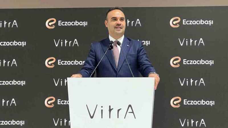 Bakan Kacır: "İhracatımız, geçtiğimiz yıl yeni bir rekora imza atarak 254 milyar dolara ulaştı"