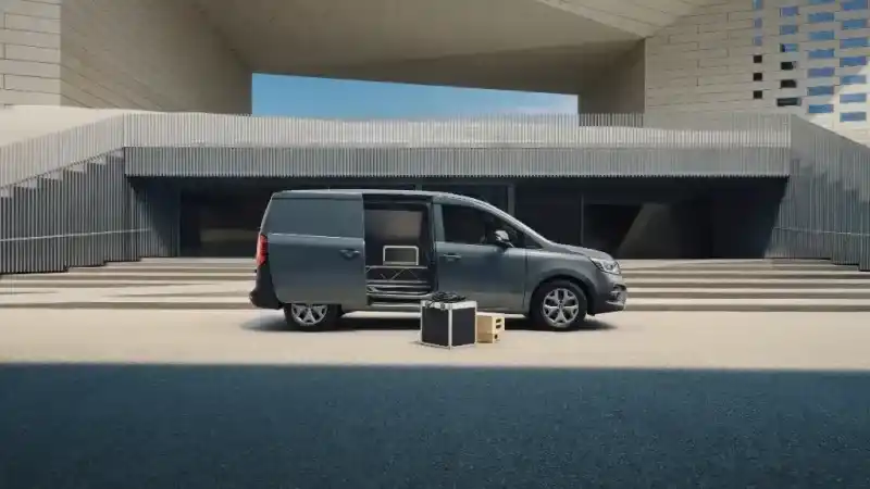 Renault’dan hafif ticari atağı: Yeni Kangoo ailesi Türkiye’de