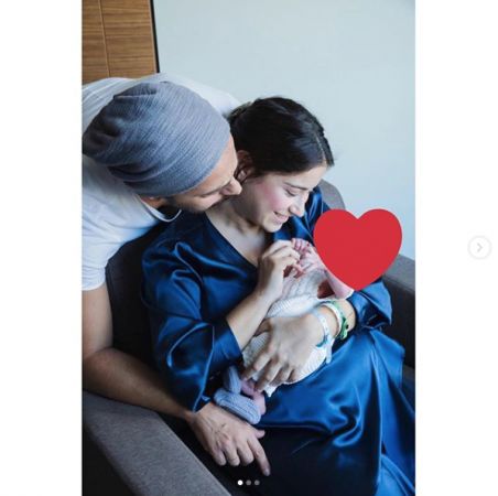 Hazal Kaya Fikret Ali’yi ilk kez paylaştı! İşte mutlu aile pozu