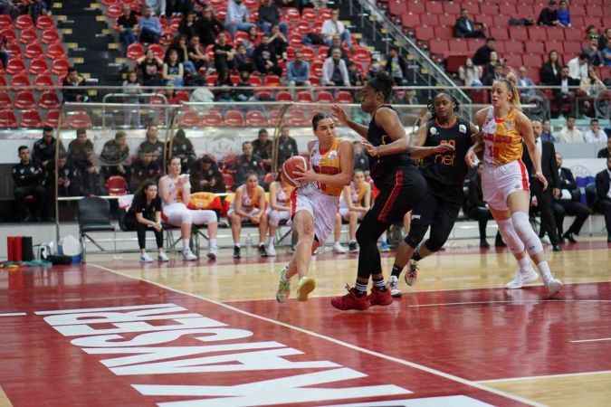 Kadınlar Basketbol Süper Ligi: Kayseri Basketbol: 72 – Galatasaray: 78