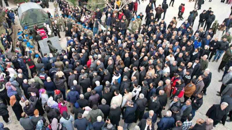 Şehit Uzman Çavuş Kadir Dingil'e gözyaşlarıyla son veda