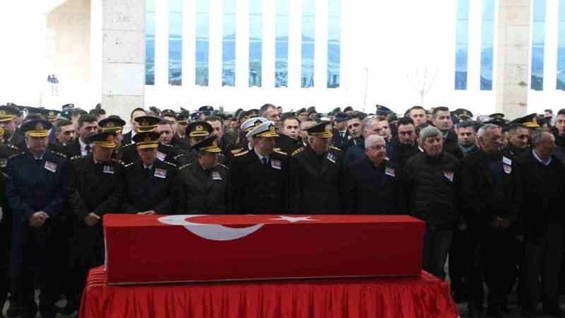 Şehit pilotlar Ankara’da son yolculuğuna uğurlandı