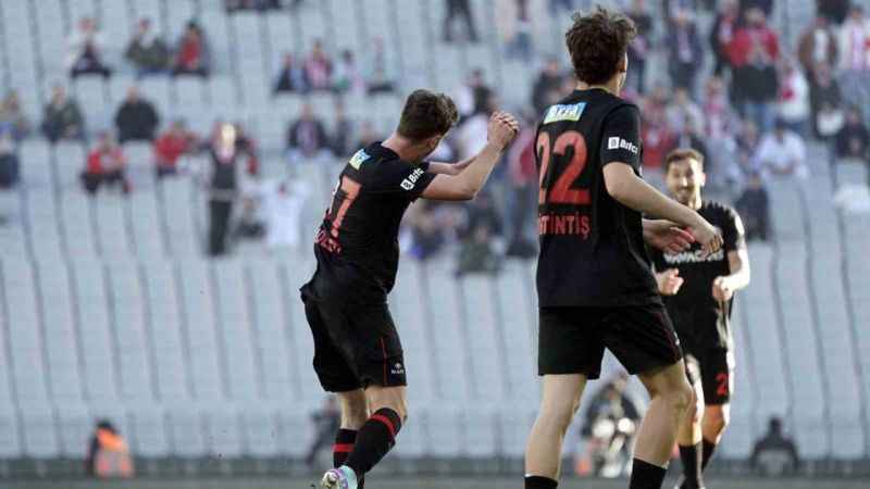 Fatih Karagümrük, kupada çeyrek finalde