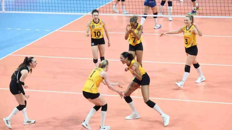 V. Bank, Şampiyonlar Ligi’nde çeyrek finale yükseldi