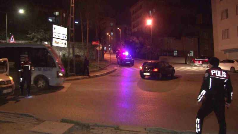 ’Huzur İstanbul’ denetiminde araçlar didik didik arandı