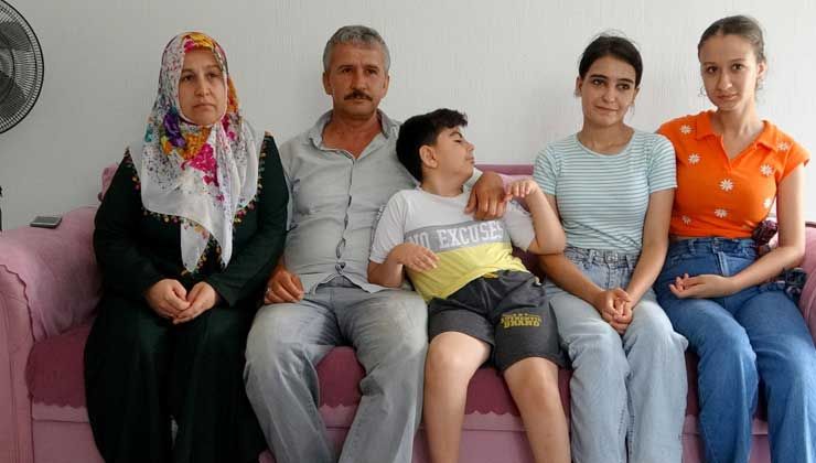 Polise verdiği cevapla milyonların yüreğine dokunan Ayşe’ye Bahçeli sahip çıktı