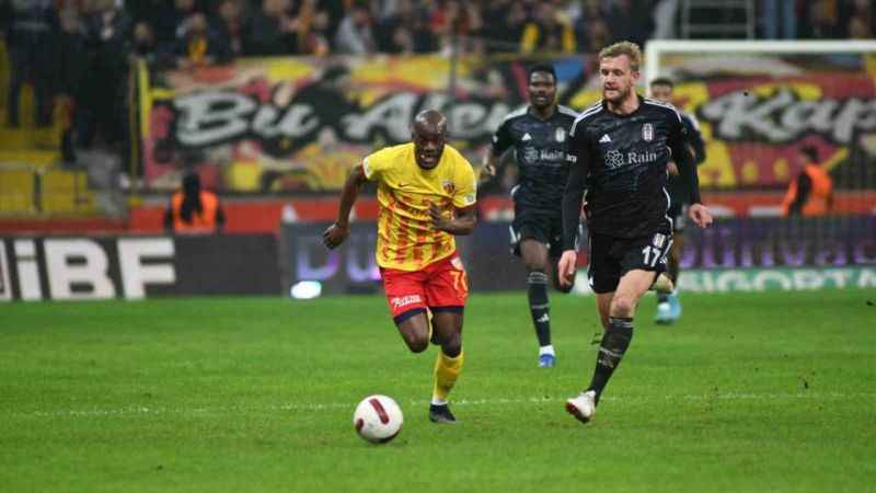 Beşiktaş yeni transferleriyle Kayseri deplasmanında berabere kaldı