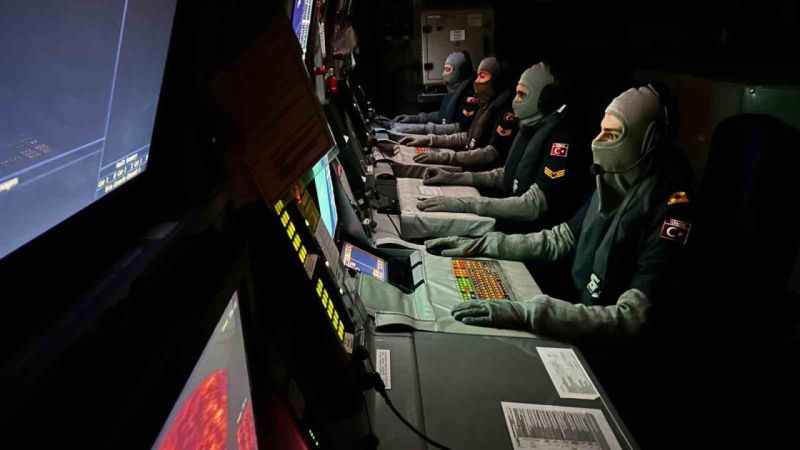 Deniz kuvvetleri batan gemiyi 51 metre derinlikte tespit etti