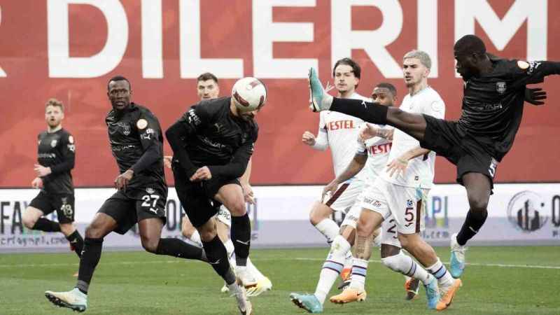 Trendyol Süper Lig: Pendikspor: 0 - Trabzonspor: 2 