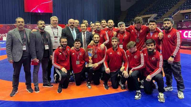 Serbest Güreş Milli Takımı, 31 yıl sonra Avrupa şampiyonu