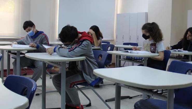 Denizli’de Ege Akgün LGS’de 500 tam puan aldı